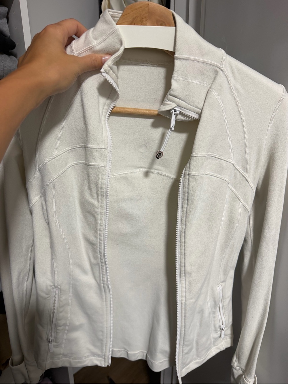 lululemon athletica Cream Full-Zip Lightweight Jacket